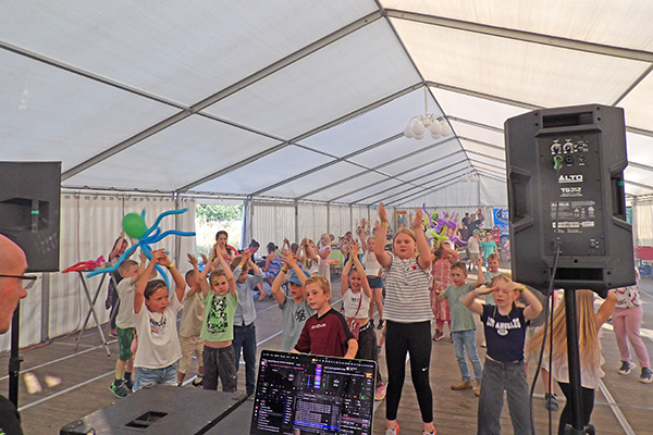 Hortkinder auf dem Sommerfest