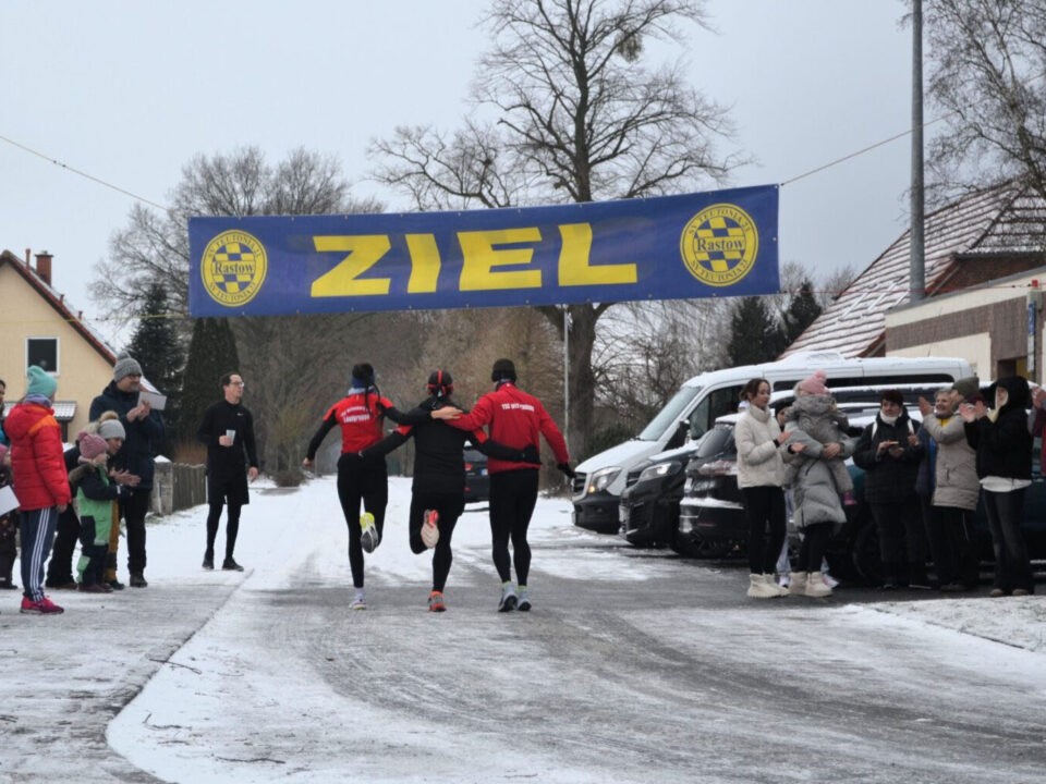 Zieleinlauf beim Neujahrslauf